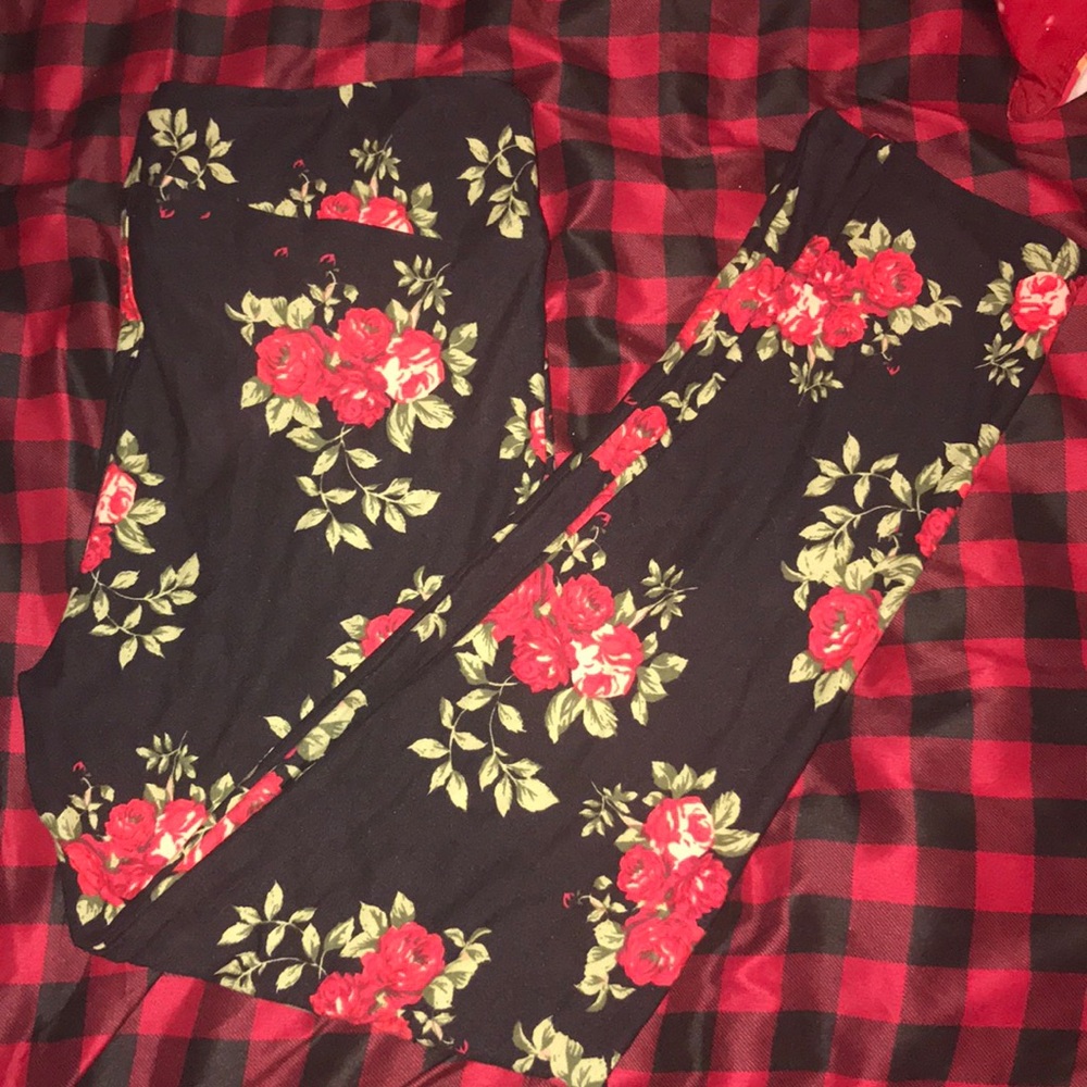 Lularoe TC rose leggings